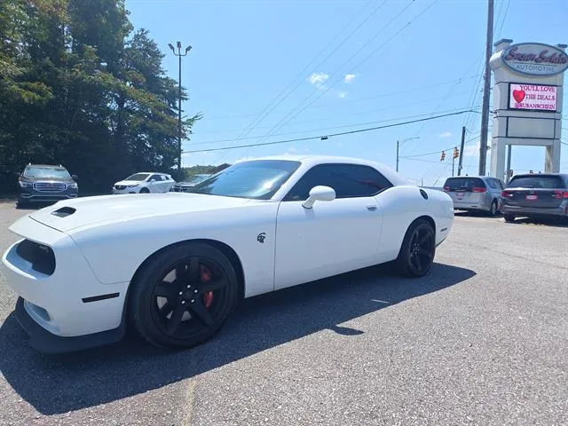2019 Dodge Challenger SRT Hellcat RWD photo