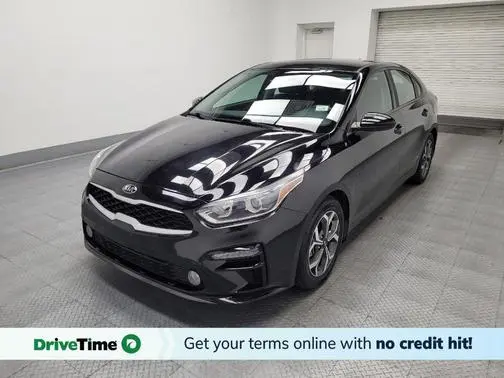 2019 Kia Forte LXS FWD photo