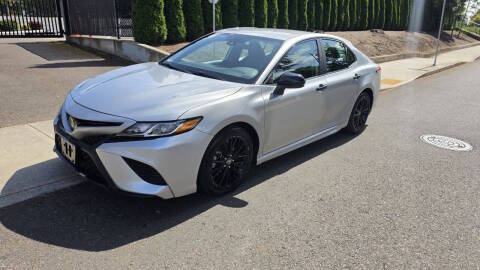 2019 Toyota Camry SE FWD photo