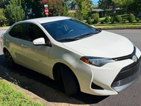 2018 Toyota Corolla LE FWD photo