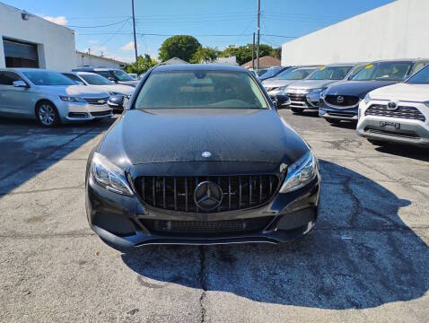 2015 Mercedes-Benz C-Class C 300 RWD photo