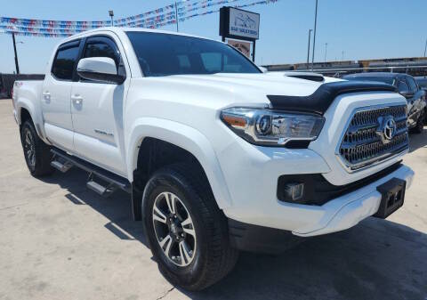 2016 Toyota Tacoma TRD Sport 4WD photo
