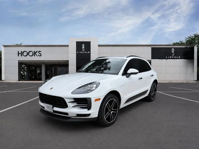 2019 Porsche Macan AWD photo