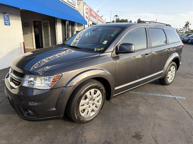 2019 Dodge Journey SE FWD photo