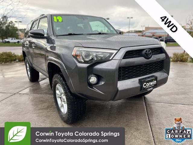 2019 Toyota 4Runner SR5 Premium 4WD photo