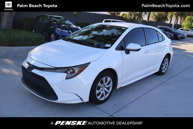 2020 Toyota Corolla LE FWD photo