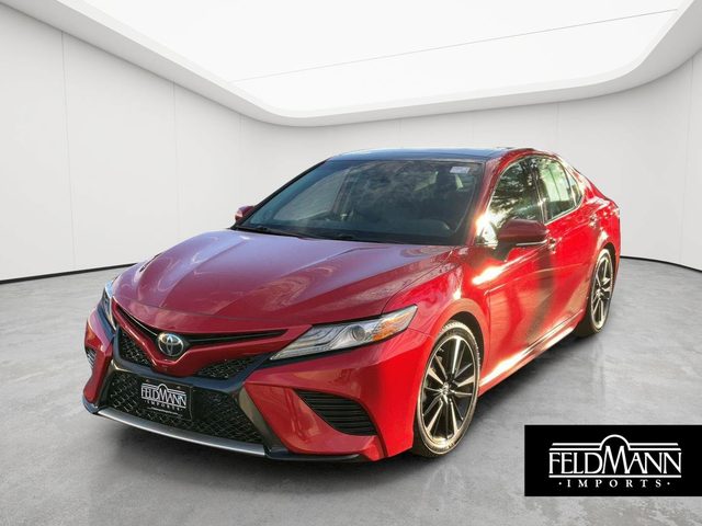 2019 Toyota Camry XSE FWD photo