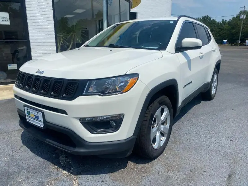 2019 Jeep Compass Latitude 4WD photo