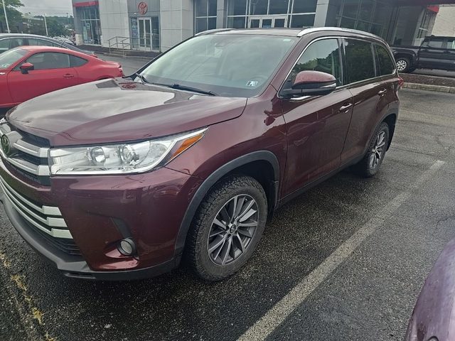 2019 Toyota Highlander XLE AWD photo