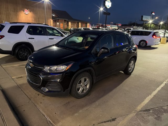 2020 Chevrolet Trax LS FWD photo
