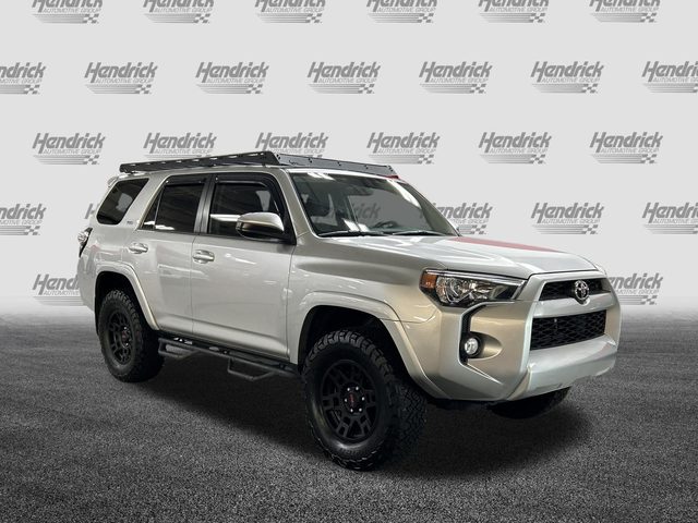 2019 Toyota 4Runner SR5 RWD photo