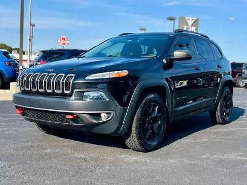 2015 Jeep Cherokee Trailhawk 4WD photo