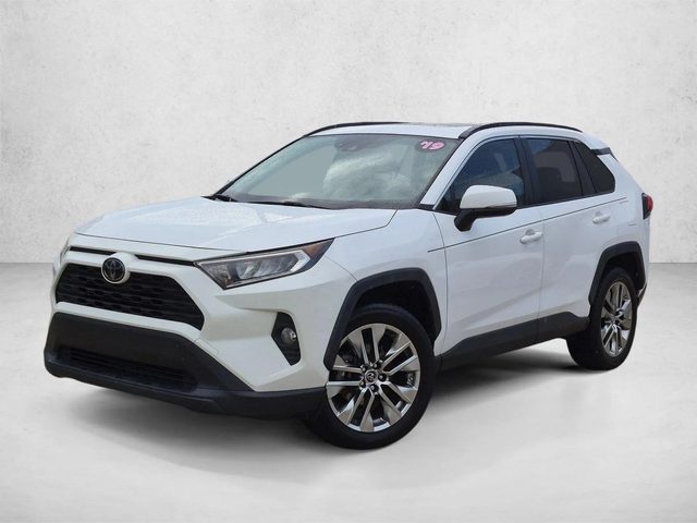 2019 Toyota RAV4 XLE Premium FWD photo
