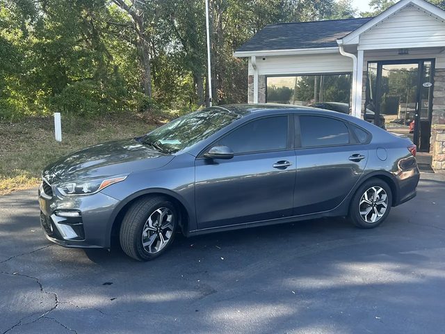 2019 Kia Forte LXS FWD photo