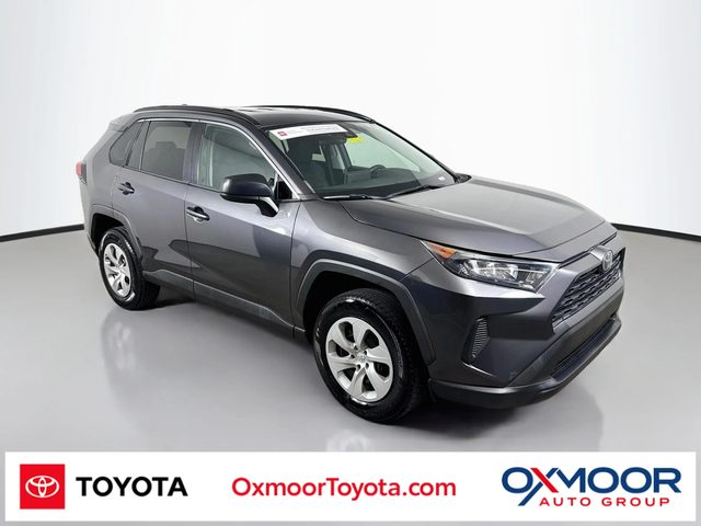 2019 Toyota RAV4 LE FWD photo