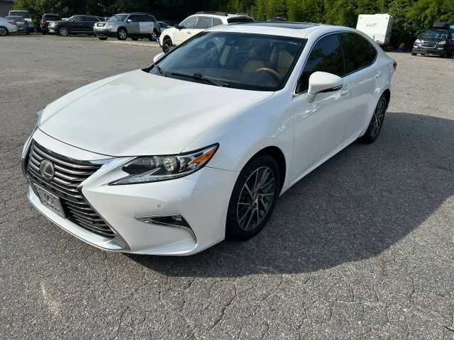 2016 Lexus ES FWD photo