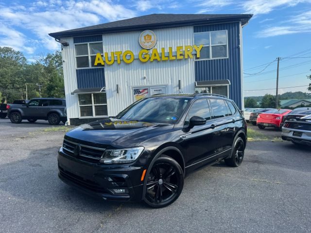 2019 Volkswagen Tiguan SEL R-Line Black AWD photo