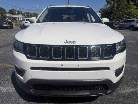 2019 Jeep Compass Latitude FWD photo