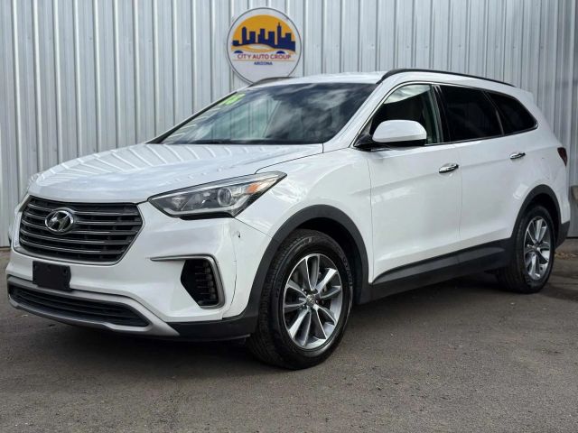 2018 Hyundai Santa Fe SE FWD photo