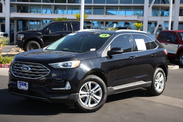 2019 Ford Edge SEL FWD photo
