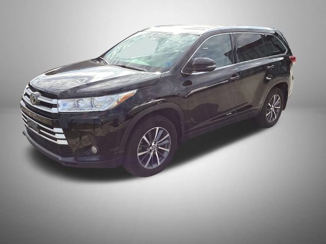 2019 Toyota Highlander XLE AWD photo