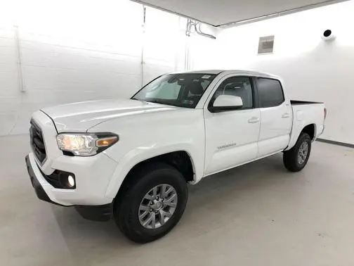 2019 Toyota Tacoma SR5 4WD photo