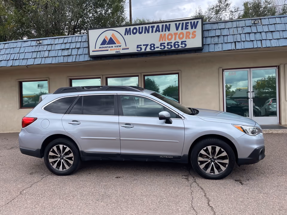 2016 Subaru Outback 3.6R Limited AWD photo