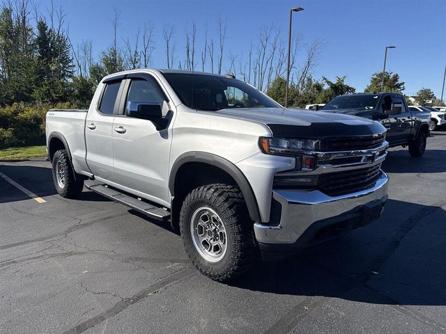 2019 Chevrolet Silverado 1500 LT 4WD photo