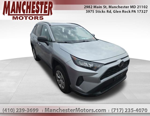 2019 Toyota RAV4 LE AWD photo