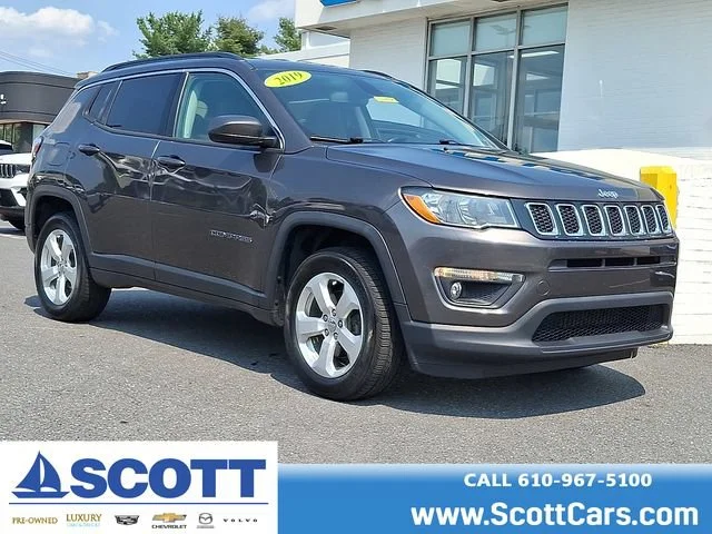 2019 Jeep Compass Latitude 4WD photo