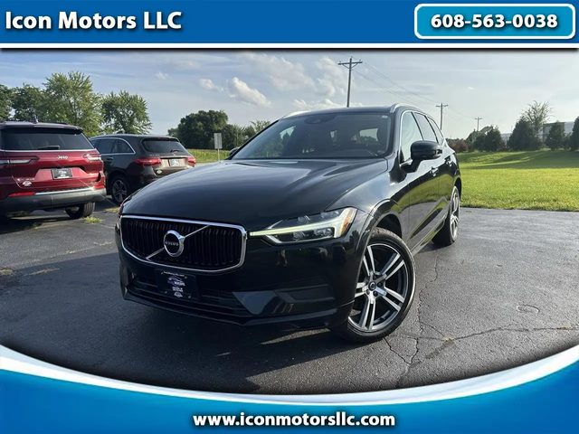 2020 Volvo XC60 Momentum AWD photo
