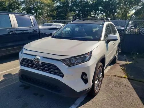 2019 Toyota RAV4 Limited FWD photo