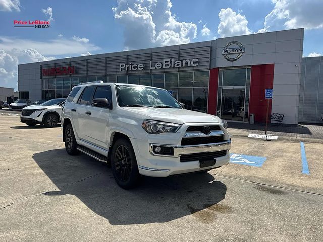 2019 Toyota 4Runner Limited RWD photo