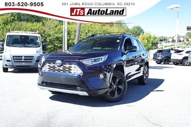 2019 Toyota RAV4 Hybrid XSE AWD photo