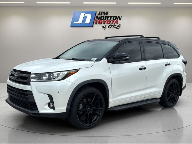 2019 Toyota Highlander Limited FWD photo