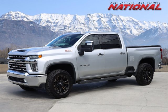 2020 Chevrolet Silverado 3500HD LTZ 4WD photo