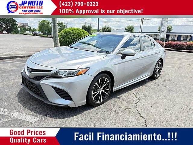 2019 Toyota Camry SE FWD photo