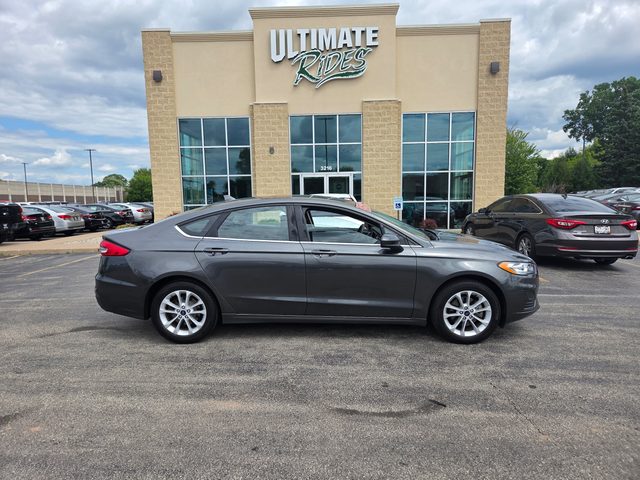 2020 Ford Fusion SE FWD photo