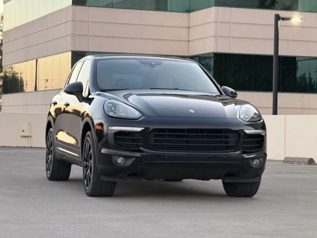 2015 Porsche Cayenne Diesel AWD photo
