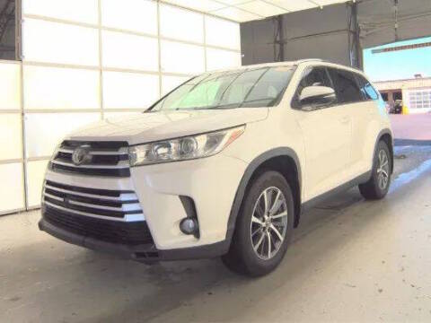 2019 Toyota Highlander XLE AWD photo