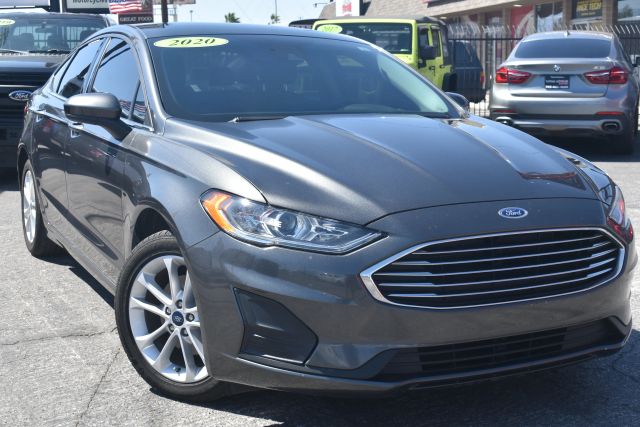 2020 Ford Fusion SE FWD photo