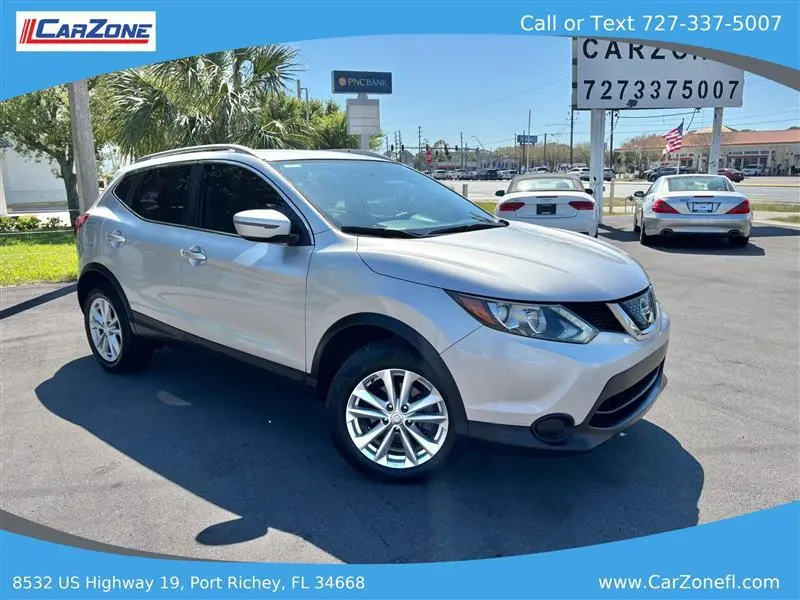 2018 Nissan Rogue Sport SV AWD photo