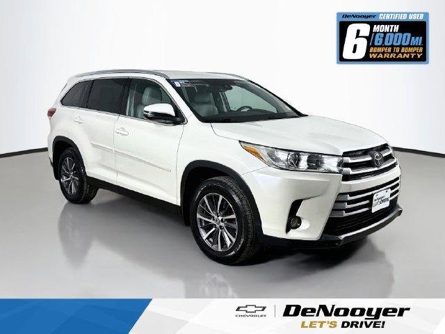 2019 Toyota Highlander XLE AWD photo