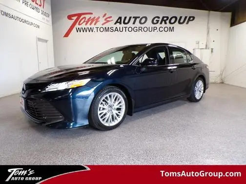 2019 Toyota Camry XLE FWD photo