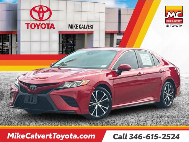 2019 Toyota Camry SE FWD photo