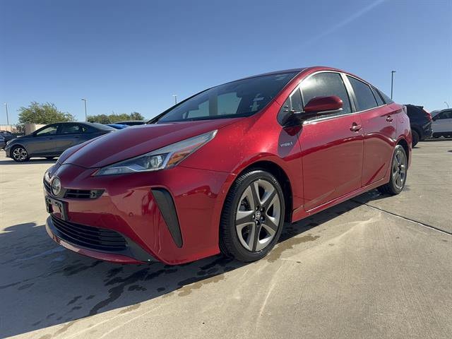 2019 Toyota Prius XLE FWD photo