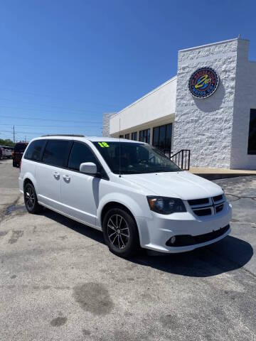 2018 Dodge Grand Caravan GT FWD photo