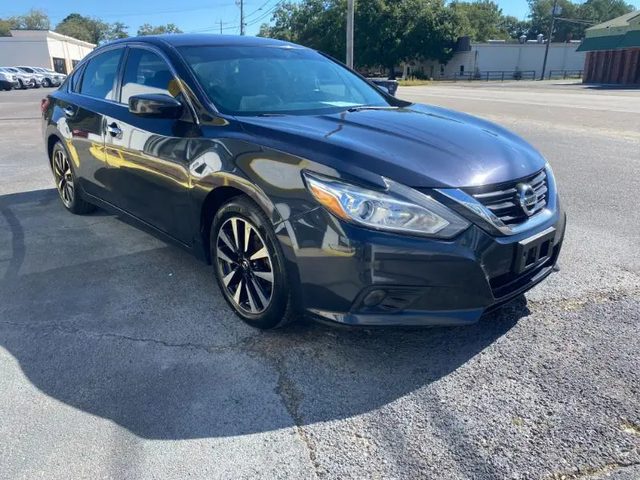 2018 Nissan Altima 2.5 SV FWD photo