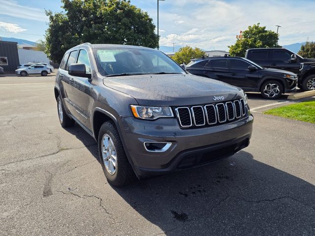 2020 Jeep Grand Cherokee Laredo E 4WD photo