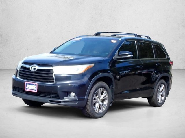 2015 Toyota Highlander XLE AWD photo